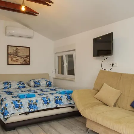 Studio Apartments Kim - Dilberovic 莫斯塔尔 外观 照片